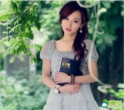 边练舞边被老师揉搓花蒂，背后的舞蹈艺术如何让少女突破身体极限？_: 触及灵魂的故事，你是否愿意深入了解？