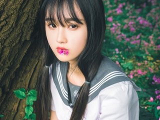 白袜军人Gay吊挑战极限，用坚韧信念展现铁血担当_: 备受瞩目的话语权，未来会有怎样的转变？