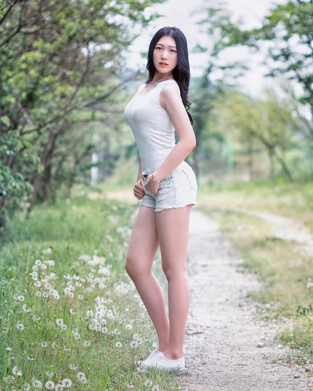 欧美大片ppt免费ppt，一键获取专业设计灵感，打造震撼视觉盛宴_: 意外的发现，是否为我们打开了新的视野？